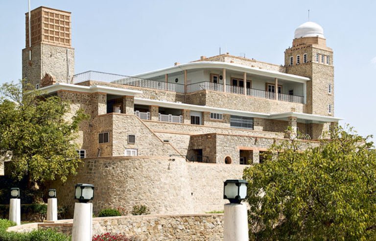 Sardar Samand Palace, India